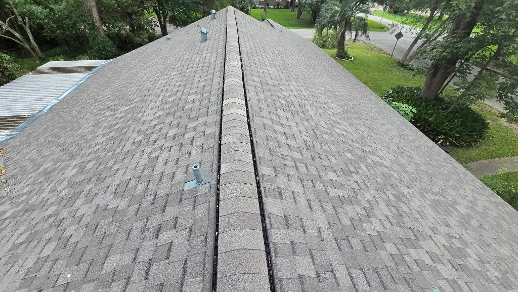 Residential roof replacement project in Friendswood, TX