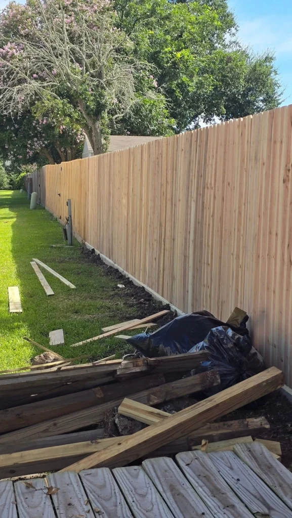 New wood privacy fence installation in Friendswood, TX